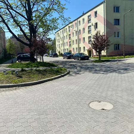 Nowoczesny Apartament W Dzierzoniowie - Parter - Balkon - Pokoj + Sypialnia Esterno foto