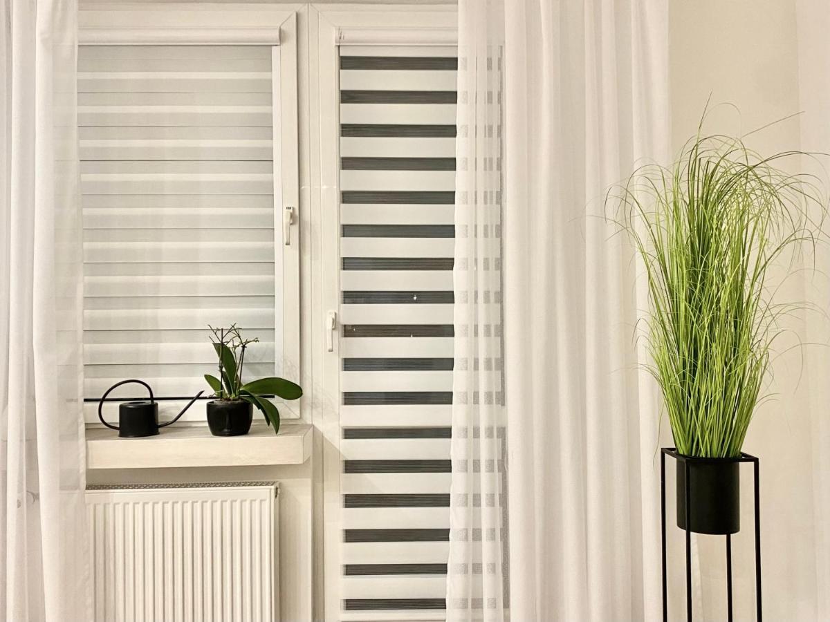 Nowoczesny W Dzierzoniowie - Parter - Balkon - + Sypialnia Apartment *